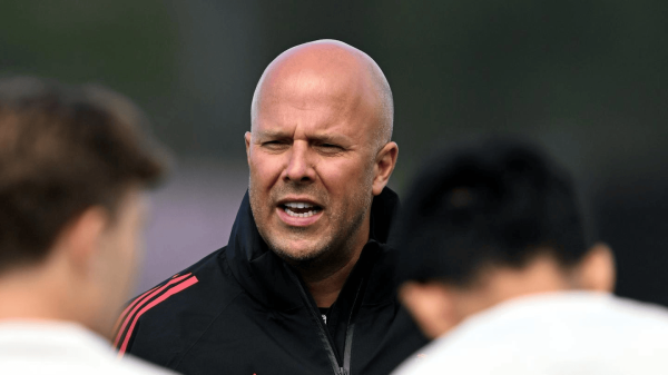 股配资平台 斯洛特: 利物浦始终和对手差距20%, 所以是否倒地对结果关键